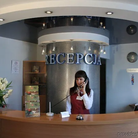 Отель Wilanow By Desilva 3*