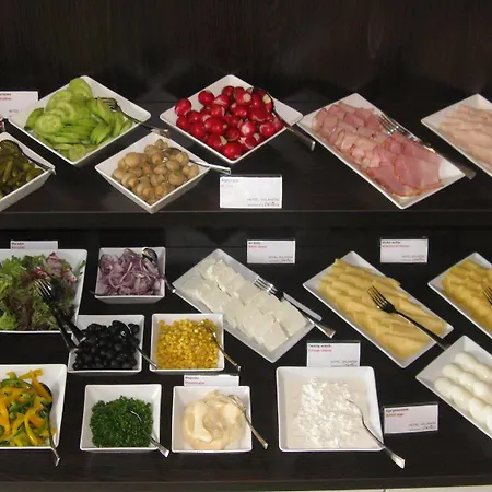 Hotel Wilanow By Desilva 3*