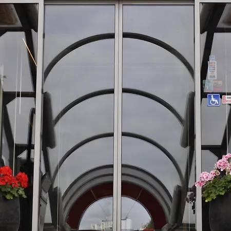 Wilanow By Desilva Hotel