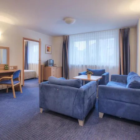 Wilanow By Desilva Hotel 3*