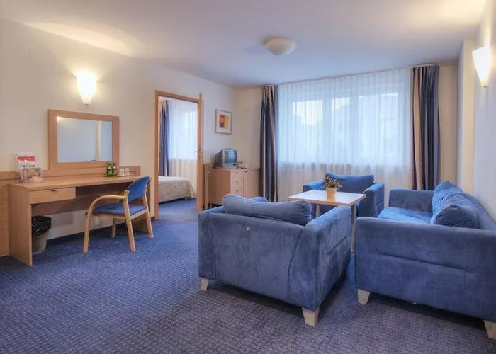 Wilanow By Desilva Hotel 3*