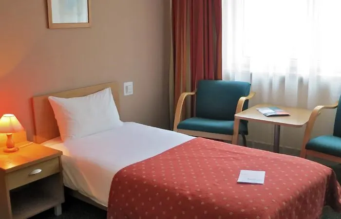 Hotel Wilanow By Desilva 3*