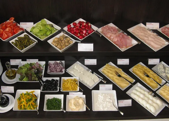 Hotel Wilanow By Desilva 3*