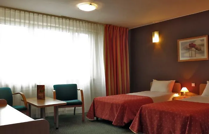 Hotel Wilanow By Desilva 3*