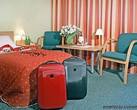 Hotell Wilanow By Desilva 3*