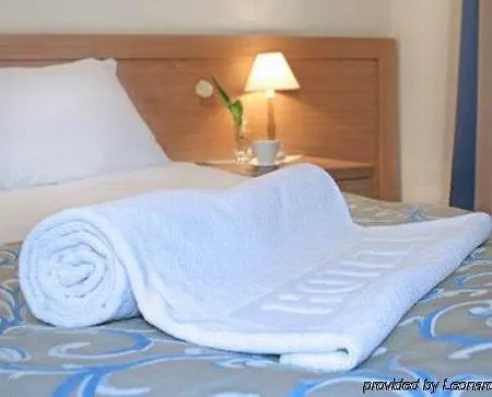 Wilanow By Desilva 3*