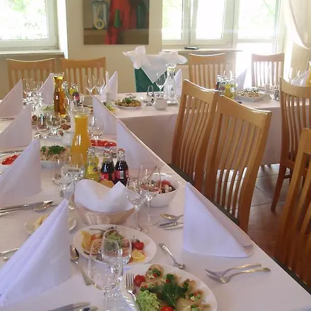 Hotell Wilanow By Desilva 3*