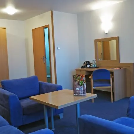 Hotell Wilanow By Desilva 3*