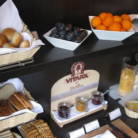 Wilanow By Desilva 3*